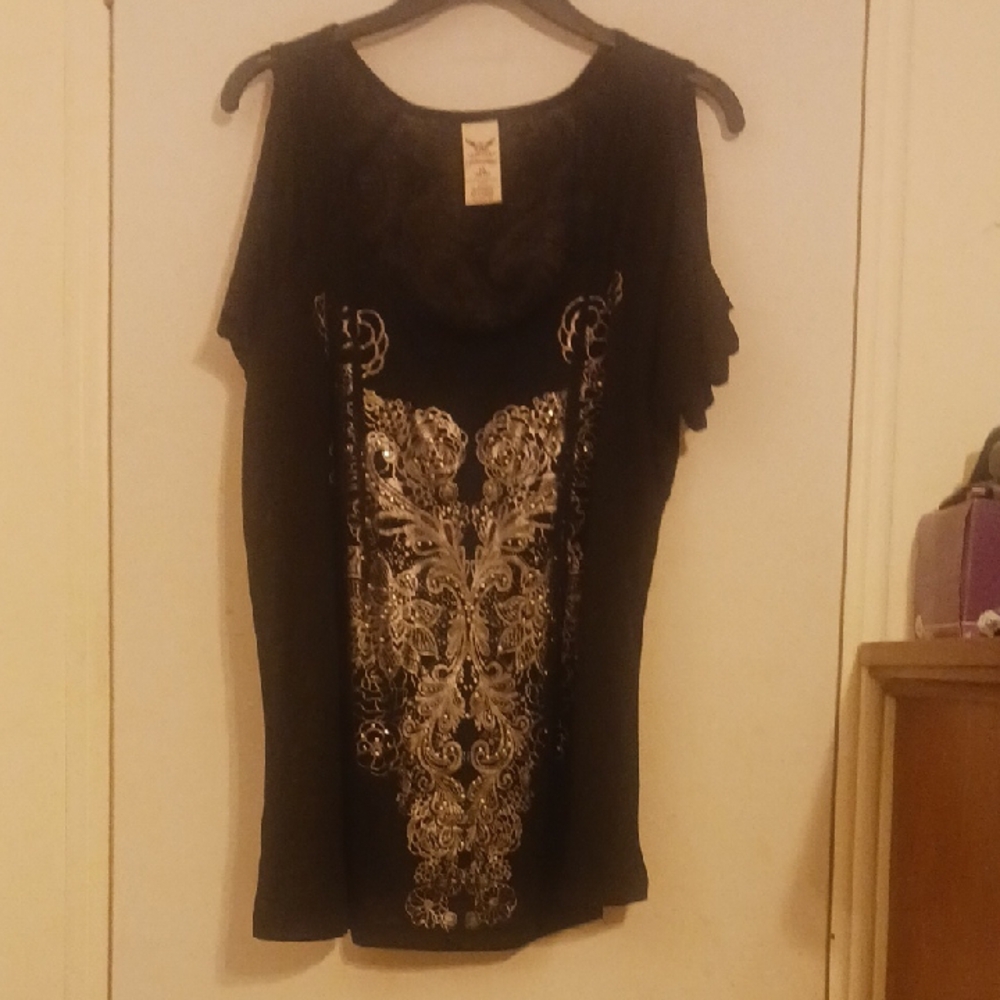 Faded Glory Black and Tan Graphic Embellished Blouse